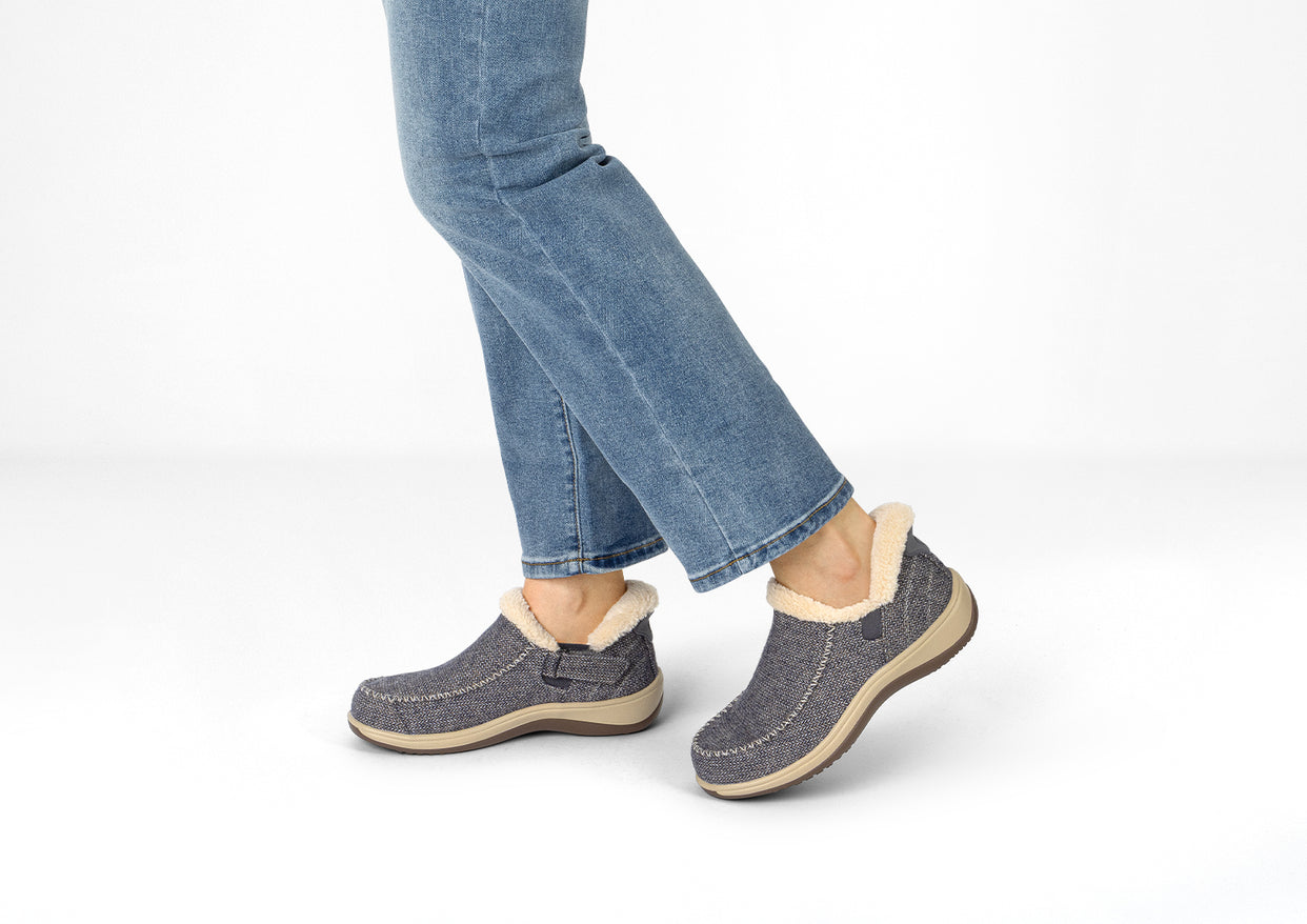 Lorin Hands-Free - Blaue Wolle mit Fischgrätmuster