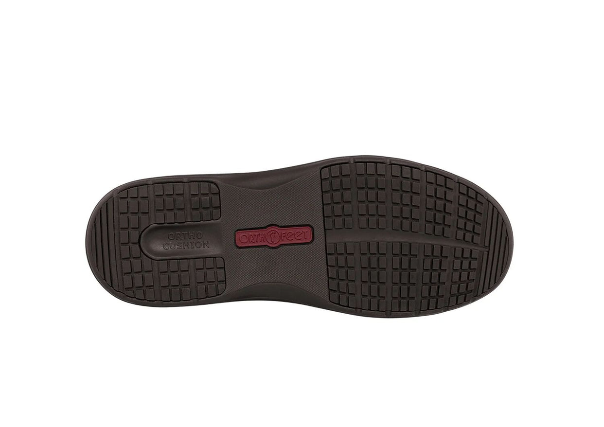 Declan - Braun
